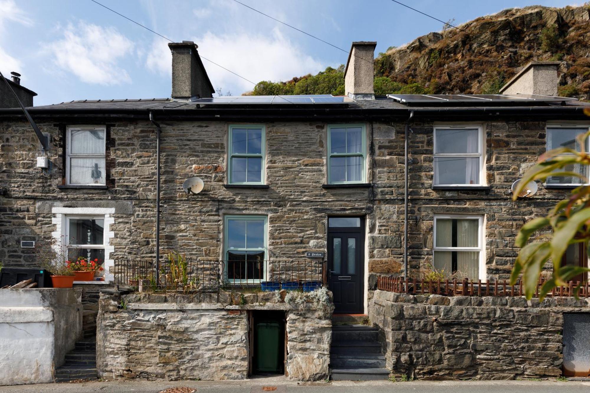 Cosy, 2-bedroom Snowdonia cottage mountain retreat Tanygrisiau Esterno foto